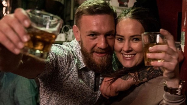 Pijani Conor McGregor prozivao Khabiba: Udario sam mu brata i rođaka, ovo nije gotovo...