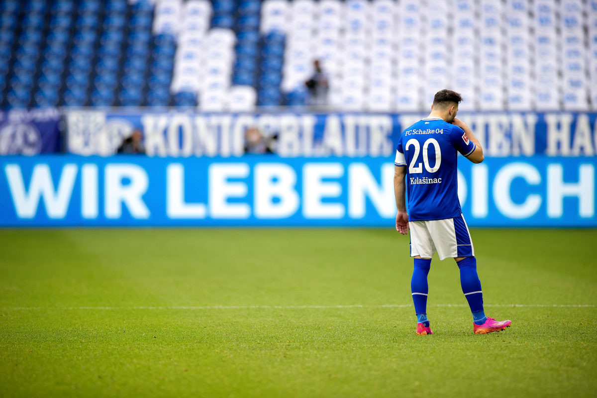 Kolašinac asistirao u novom porazu Schalkea, Hertha korak od opstanka
