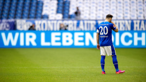 Kolašinac asistirao u novom porazu Schalkea, Hertha korak od opstanka