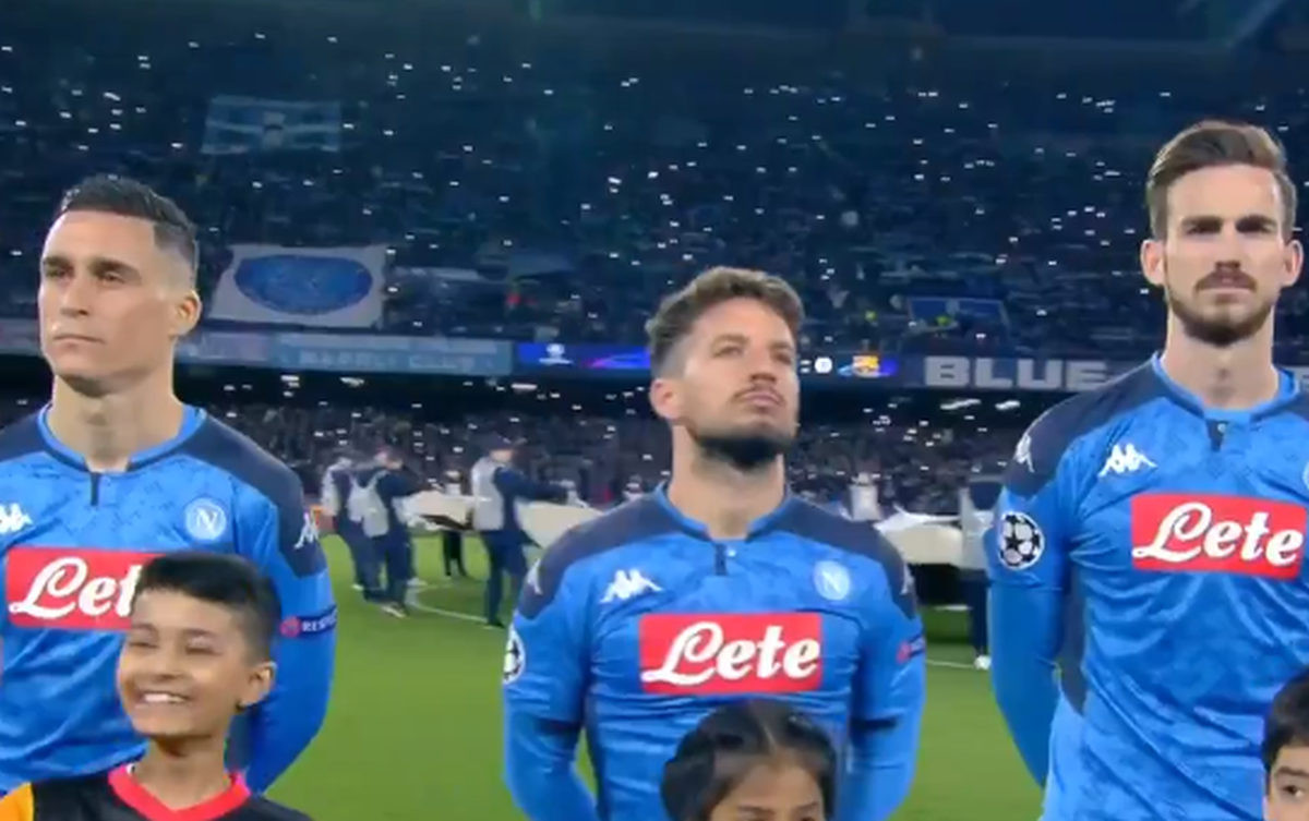 Svi su oduševljeni zbog načina na koji su navijači Napolija ispratili himnu Lige prvaka