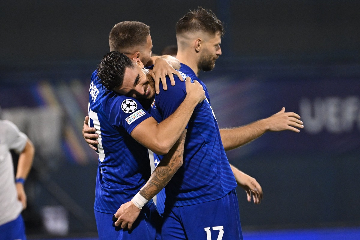 Jakirovićev Dinamo pokazao ko je gazda u regiji - Modri se u velikom stilu plasirali u Ligu prvaka! Jakirovićev Dinamo pokazao ko je gazda u regiji - Modri se u velikom stilu plasirali u Ligu prvaka!
