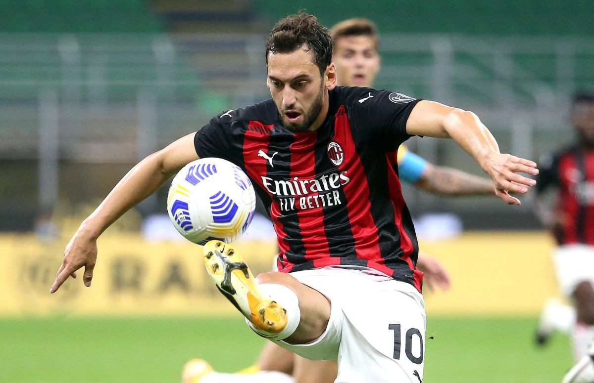 Calhanoglu odbio novi ugovor, a Milan sve iznenadio svojim potezom