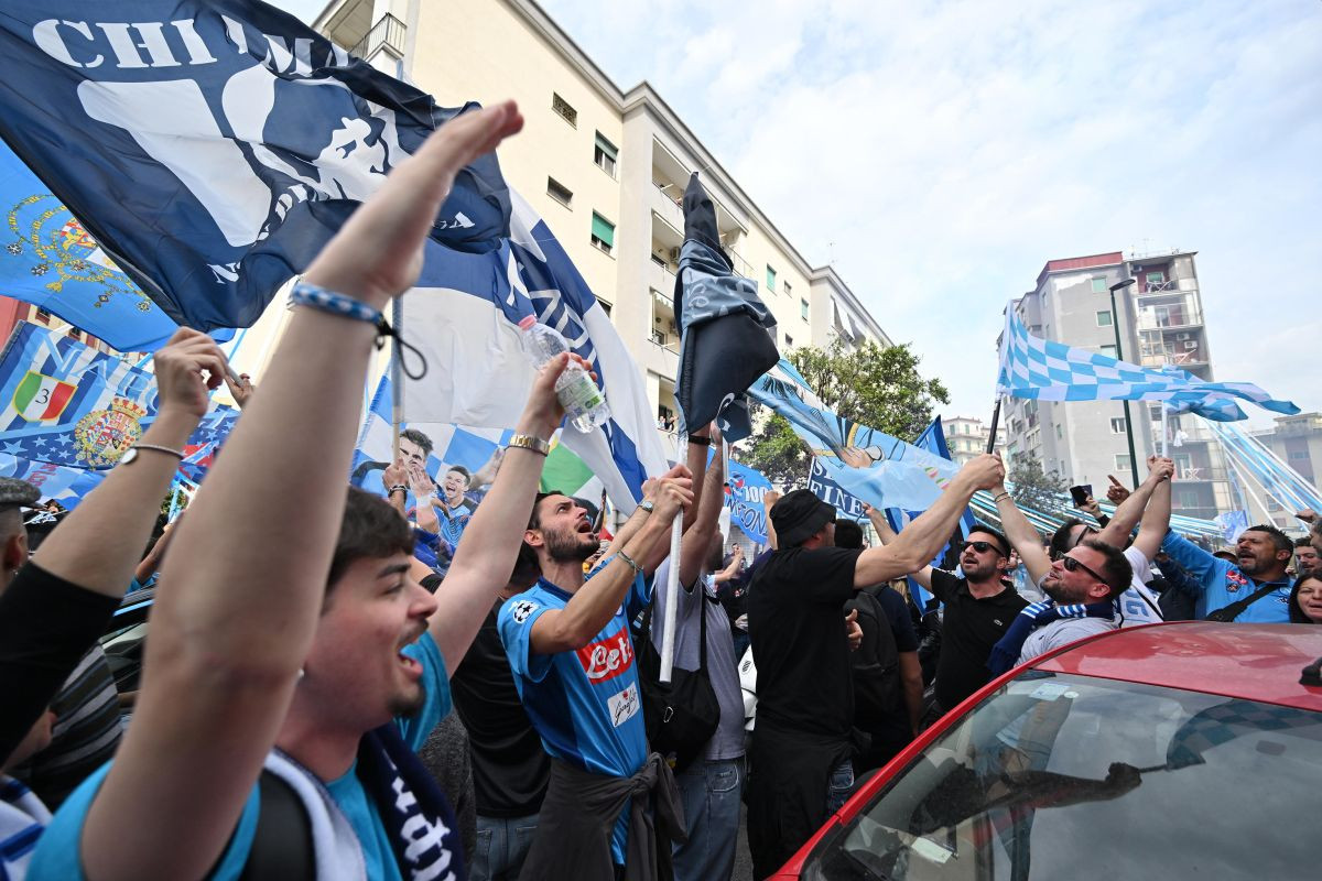 Nije moglo bez tragedije na proslavi titule navijača Napolija: Stigla je tužna vijest