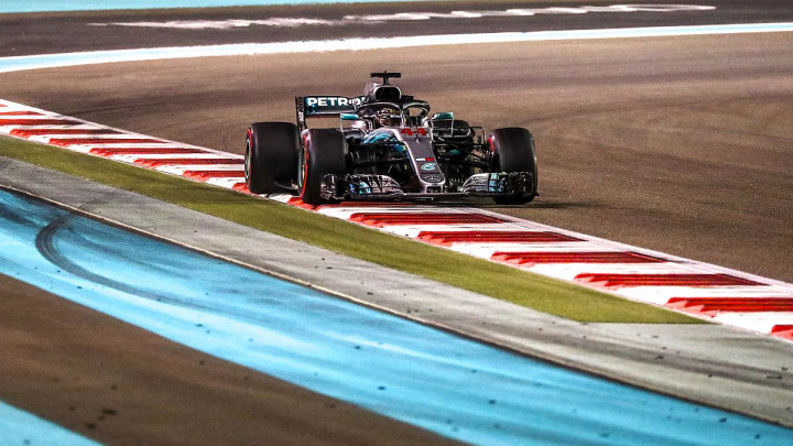Tužan dan za F1: Hamilton slavio u Abu Dhabiju, Raikkonen otišao iz Ferrarija, Alonso se oprostio