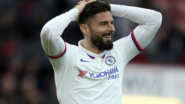 U januaru svim silama htio da napusti Chelsea, a danas produžio ugovor