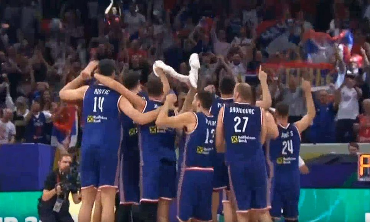 Srbi slavili plasman u polufinale, a onda su čuli šta navijači skandiraju s tribina