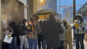 Minus, pada snijeg, puše vjetar, lede se prsti, a onda se pojavio - Luka Dončić!