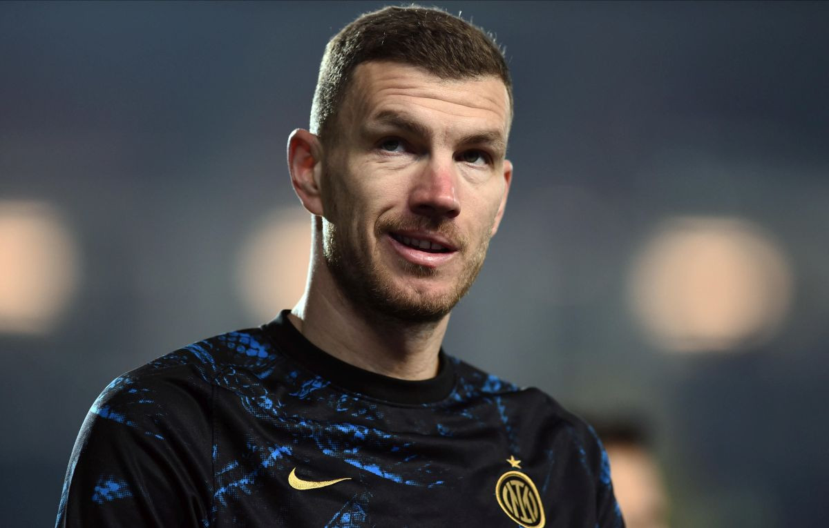 Gubi li Edin Džeko mjesto u Interu? U najavi je posao koji bi mu mogao zapečatiti sudbinu na Meazzi! Gubi li Edin Džeko mjesto u Interu? U najavi je posao koji bi mu mogao zapečatiti sudbinu na Meazzi!