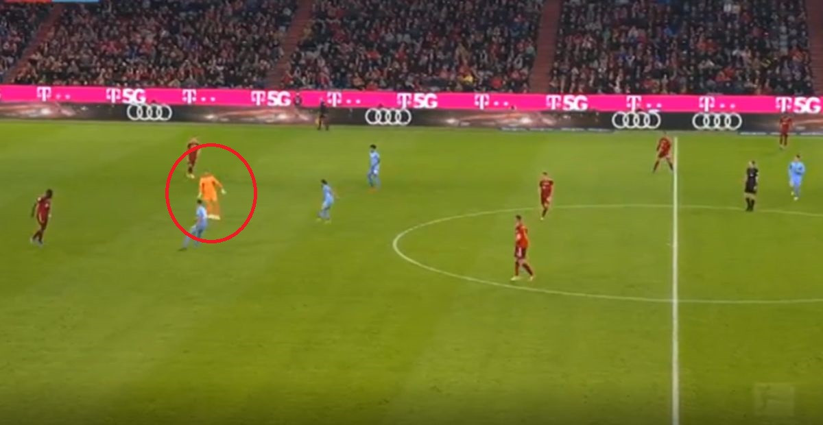 Neuera su napala trojica protivnika na 40 metara od gola, nekoliko sekundi kasnije - ludilo!