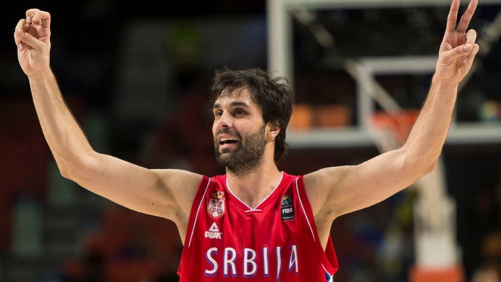 Miloš Teodosić karijeru nastavlja u Italiji