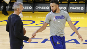 Zvanično: Curry nakon 58 mečeva ponovo na parketu