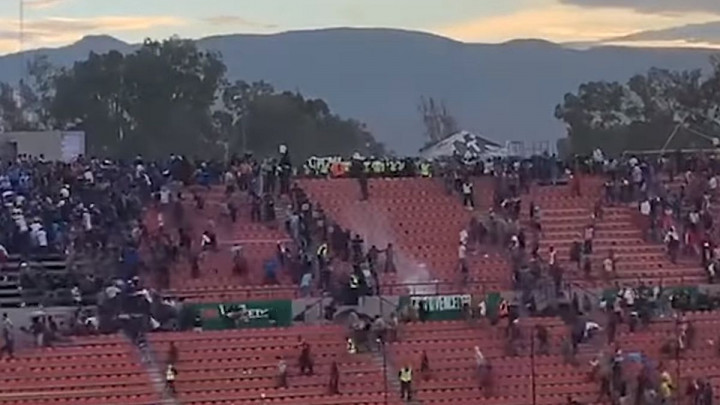 Ružne scene u Meksiku: Opšti haos na tribinama, 40 povrijeđenih, prekinuta utakmica...