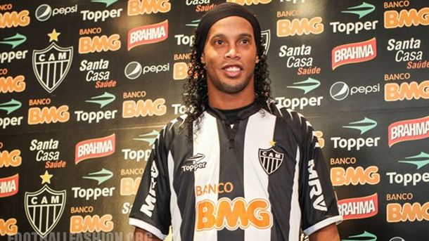 Ronaldinho produžio ugovor sa Atletico Mineirom