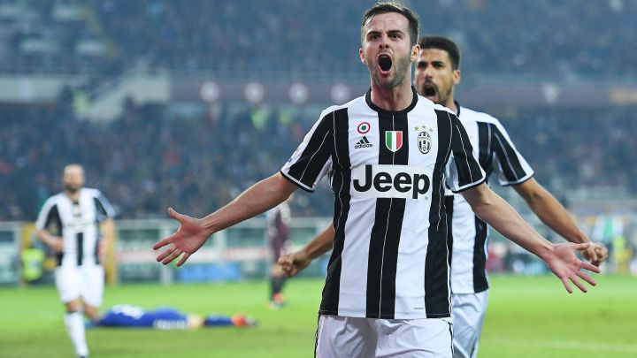 Bivši napadač Juventusa: Pjanić izgleda kao riba na suhom