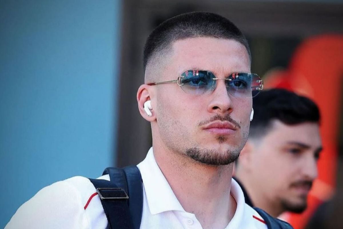 Isplivale cifre, Joviću lova do krova, ali nevjerovatno je šta jadnom Grku rade zbog njega Isplivale cifre, Joviću lova do krova, ali nevjerovatno je šta jadnom Grku rade zbog njega