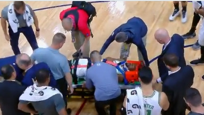 Dvorana je utihnula: Kemba Walker doživio stravičnu povredu
