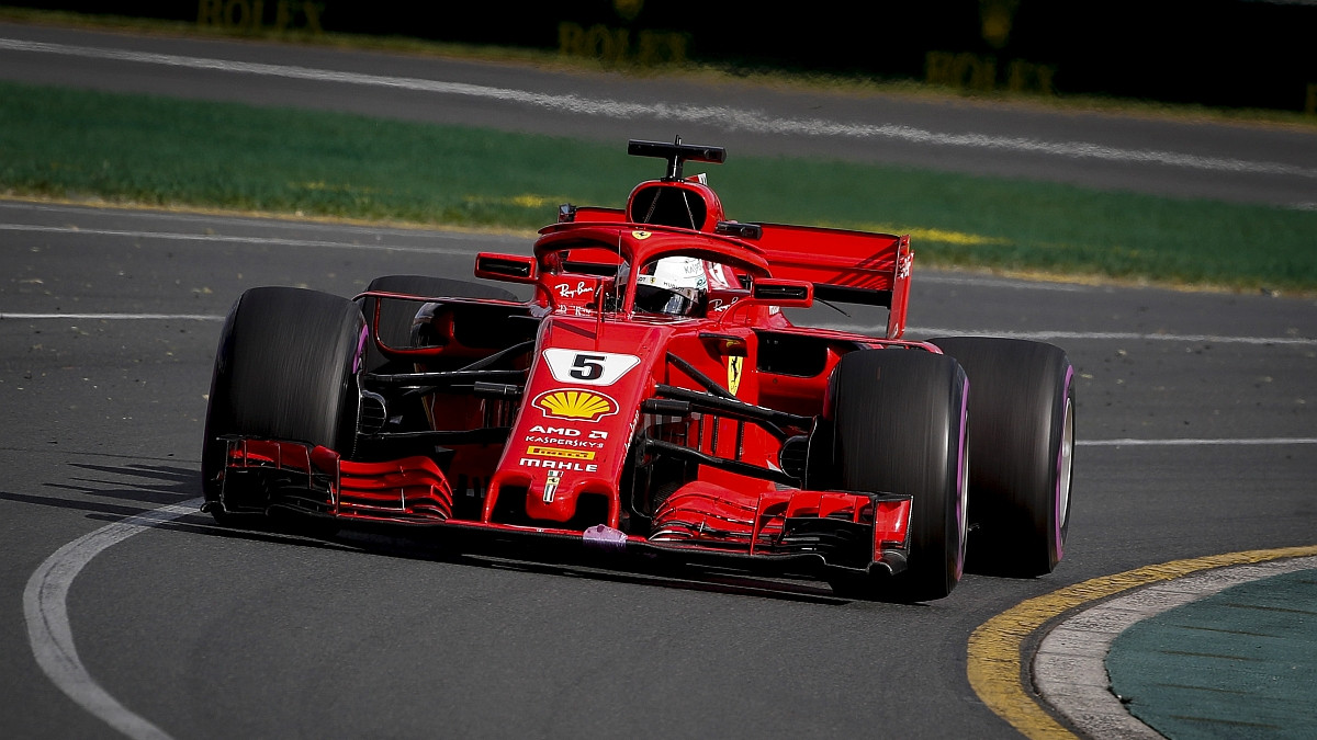 Vettel slavio u Melbourneu i stigao do stotog postolja u karijeri