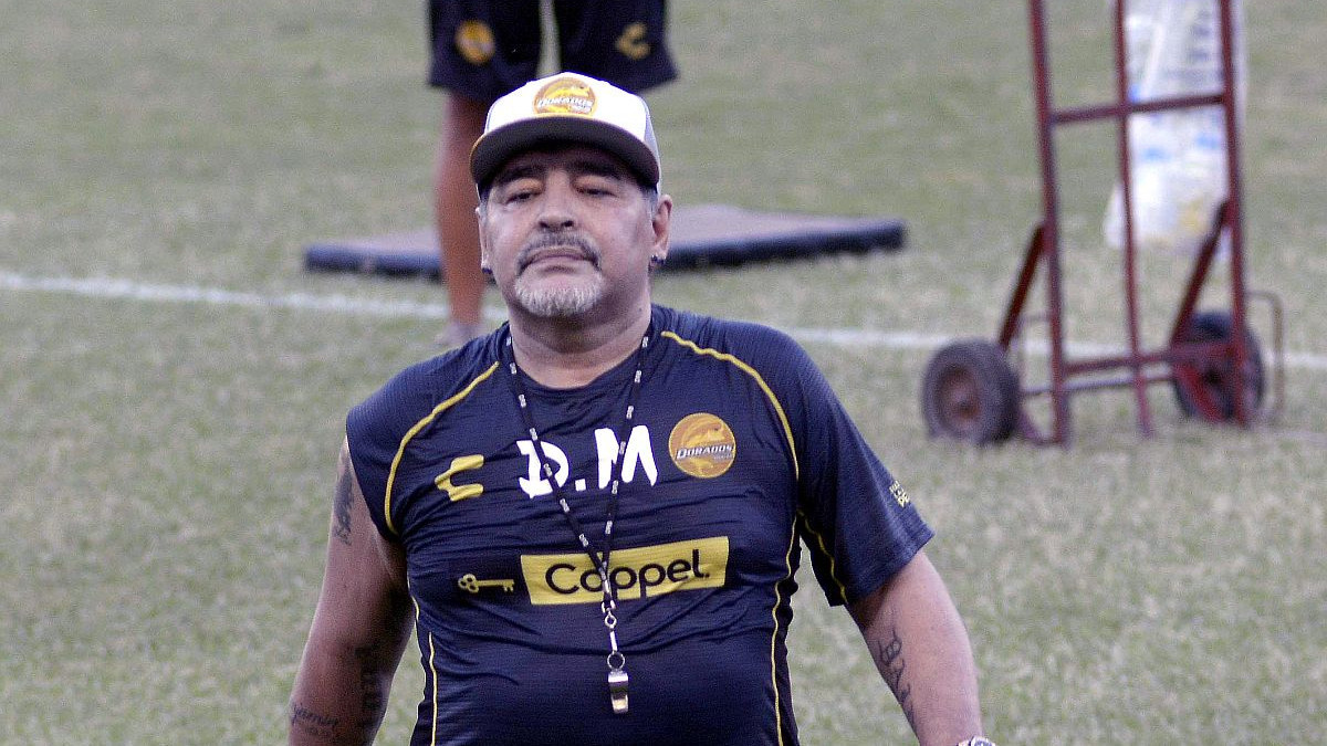 Maradona ponovo morao na hitnu operaciju zbog unutrašnjeg krvarenja