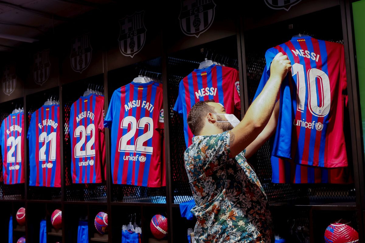 Barcelona predstavila nove dresove, navijači iznenađeni