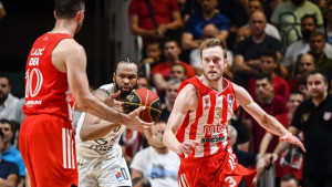 Oglasili se iz Crvene Zvezde: Dosta nam je predstava u kojima incijatori glume žrtve!