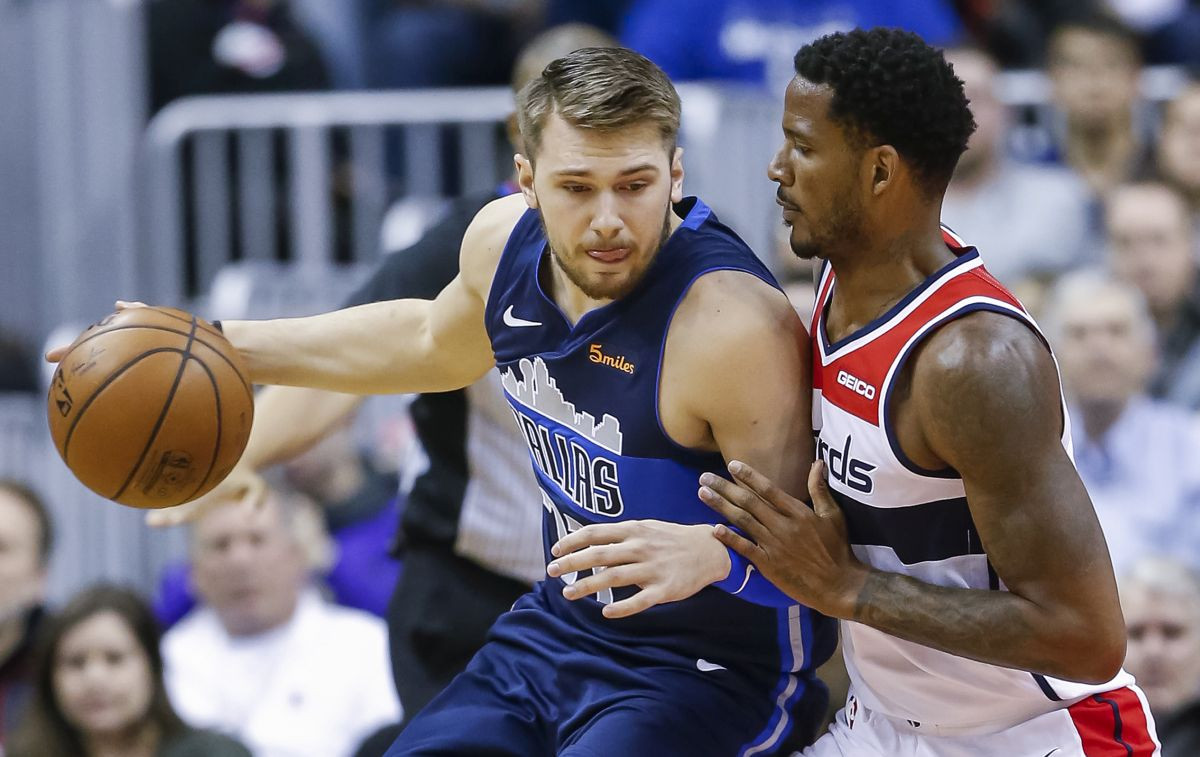 Nevjerovatni Luka Dončić oborio još jedan rekord u NBA ligi Nevjerovatni Luka Dončić oborio još jedan rekord u NBA ligi