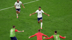 Još "samo" jedna pobjeda i fudbal se vraća kući: Engleze je opet pogledala sreća za novo finale