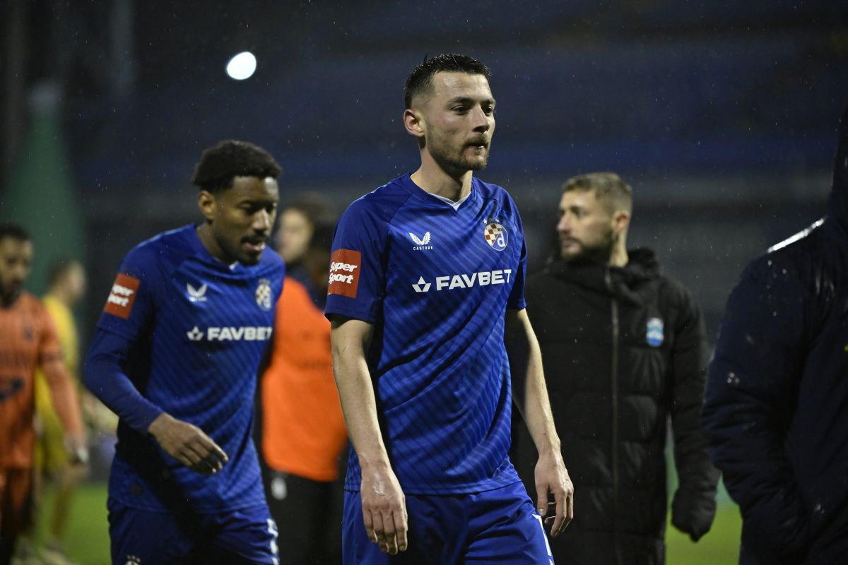 Kukavički potez Dinama nakon eliminacije, navijači frustrirani: "To ni Hajduk ne radi" Kukavički potez Dinama nakon eliminacije, navijači frustrirani: "To ni Hajduk ne radi"