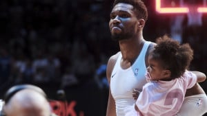 Giannis Antetokounmpo otkrio gdje će završiti karijeru