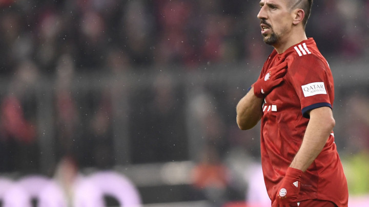 Bavarski div se probudio i očigledno je jako ljut, pa je večeras stradao Eintracht
