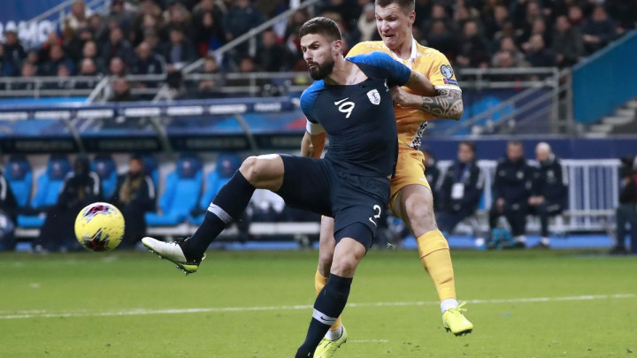Olivier Giroud ostaje tu gdje jeste!