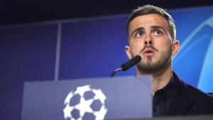 Miralem Pjanić večeras stiže u Barcelonu