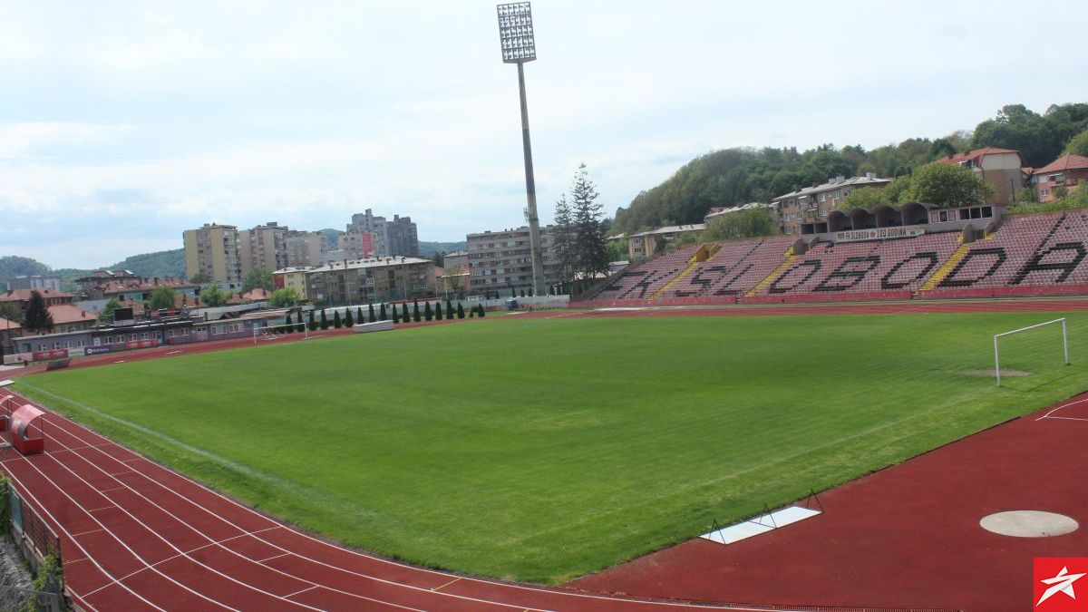 Stadioni premijerligaša čekaju povratak fudbala Stadioni premijerligaša čekaju povratak fudbala