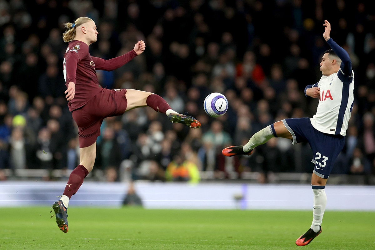 Sjajna noć engleskog Premiershipa: Pobjede klubova iz Manchestera, novi kiks Arsenala!