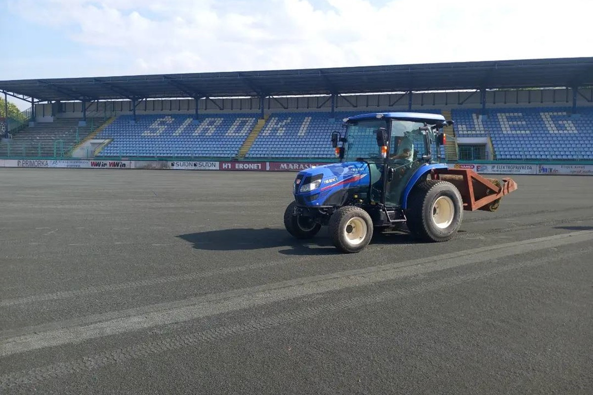 BiH dobija još jednog fudbalskog ljepotana - Postavlja se trava na stadionu Pecara