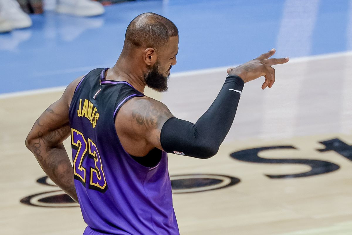 Ovaj čovjek je zaboravio koliko godina ima: Maestralni LeBron James nedovoljan Lakersima za pobjedu