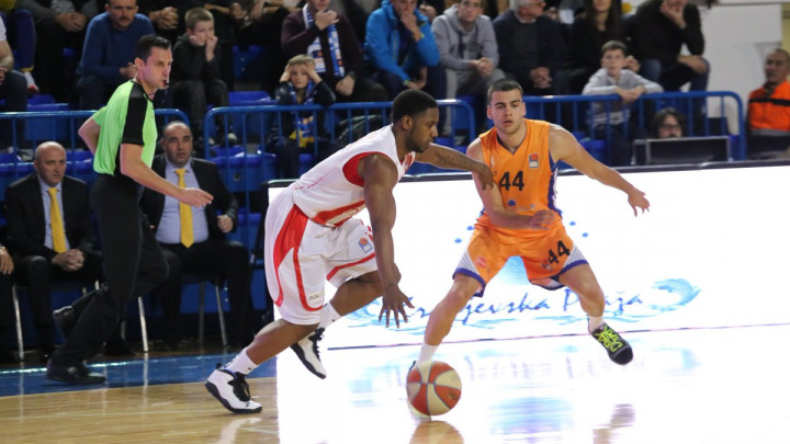 Crvena zvezda demolirala Mornar