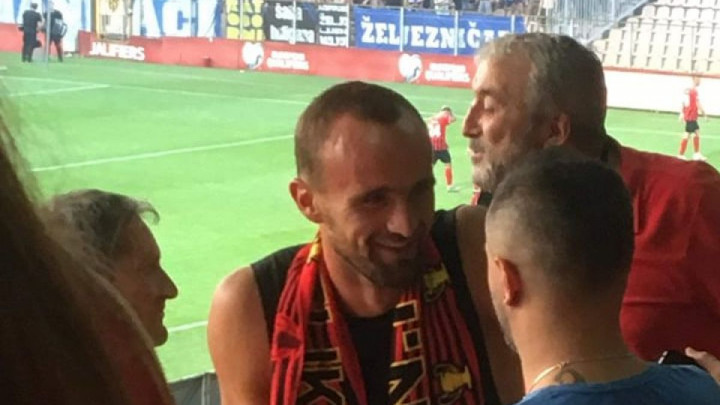 Amel Tuka oduševio navijače Čelika fotografijom na Facebooku: "Za Robijaše"