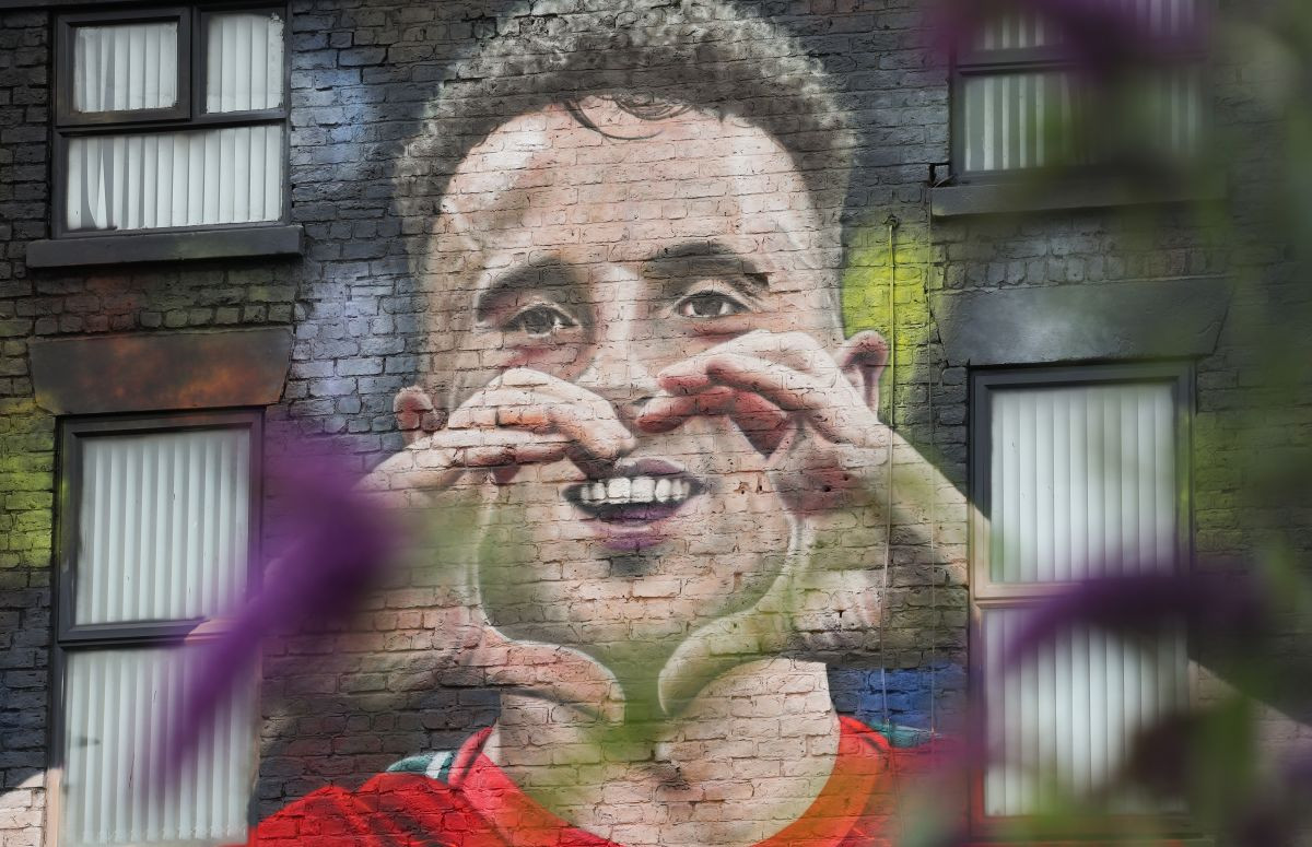 Na terenu ljuti rivali, ali cijeli Liverpool će vječno pamtiti potez Chelseaja prema porodici Jote! Na terenu ljuti rivali, ali cijeli Liverpool će vječno pamtiti potez Chelseaja prema porodici Jote!