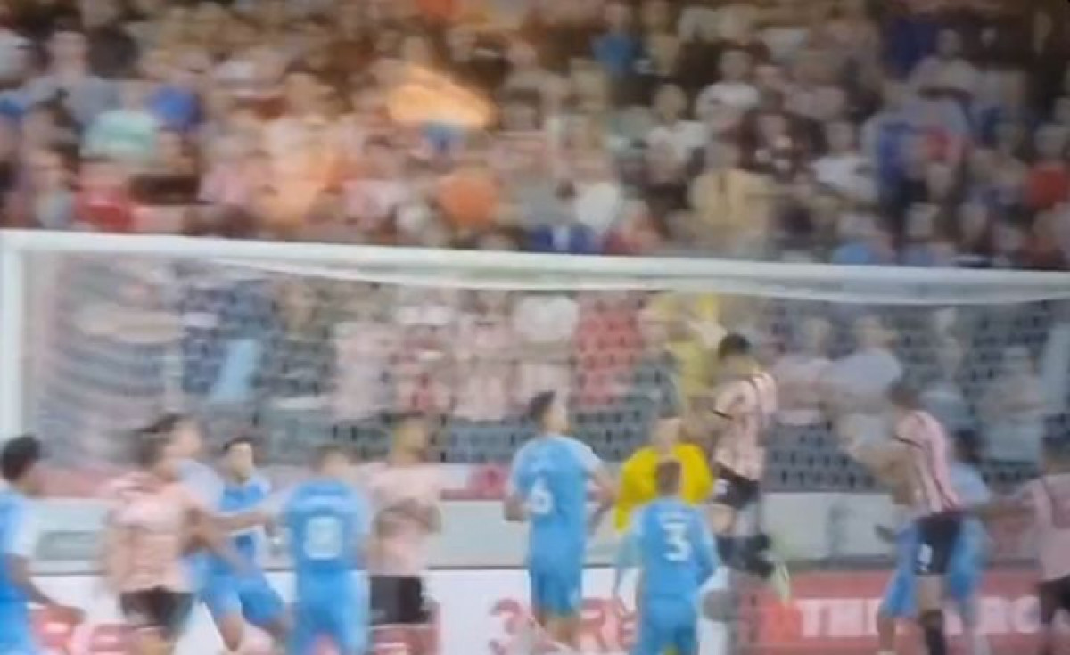 U Engleskoj mu ide odlično: Ahmedhodžić zabio debitantski gol u dresu Sheffield Uniteda U Engleskoj mu ide odlično: Ahmedhodžić zabio debitantski gol u dresu Sheffield Uniteda