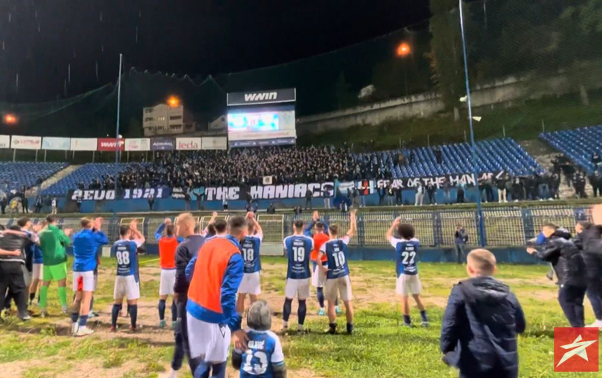 Igrači i navijači Željezničara zajedno slavili veliku pobjedu, poruka pred vječiti derbi je jasna Igrači i navijači Željezničara zajedno slavili veliku pobjedu, poruka pred vječiti derbi je jasna