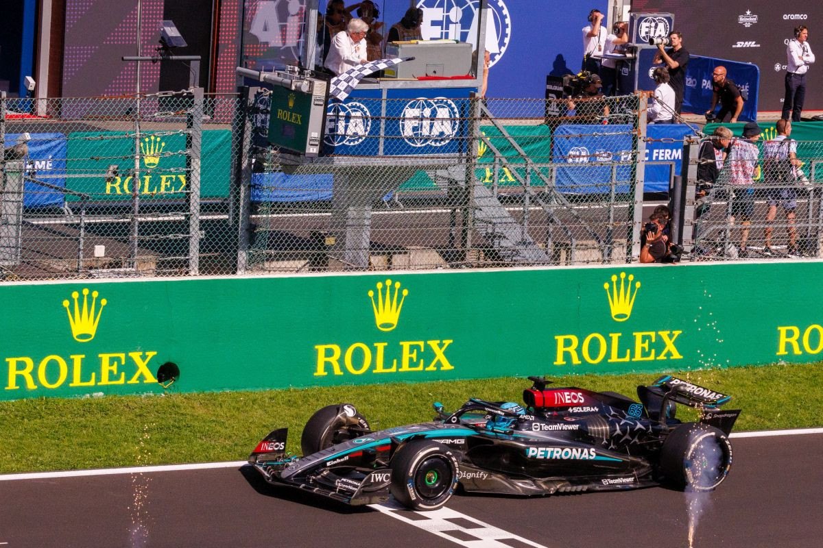 Sjajna utrka u Belgiji: Russell slavio, Verstappen u krizi