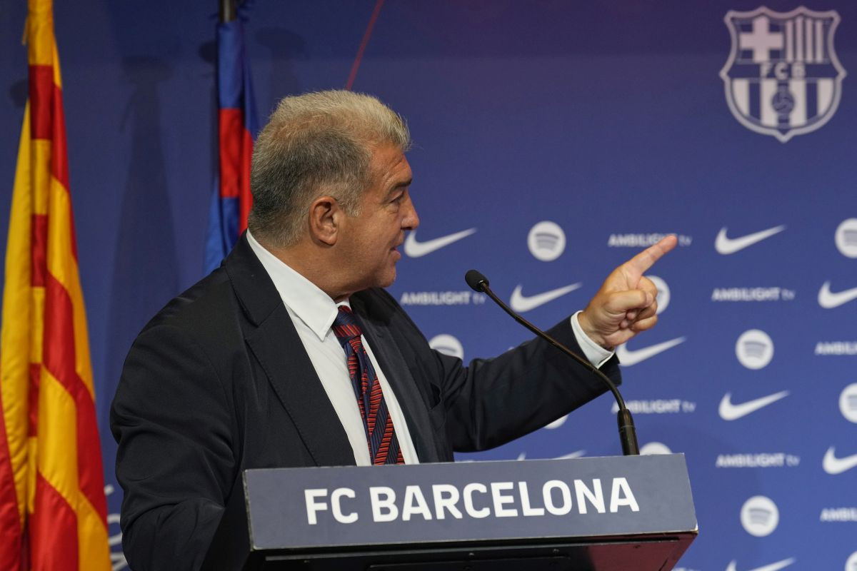 Barcelona zvijezdu ne može očima: "Evo ti pare, samo idi" Barcelona zvijezdu ne može očima: "Evo ti pare, samo idi"