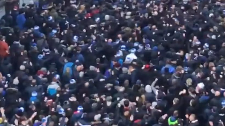 Kakve scene u Manchesteru: Navijači Schalkea su nevjerovatni