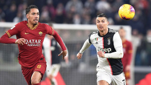 Chris Smalling "klizi iz ruku" Romi...