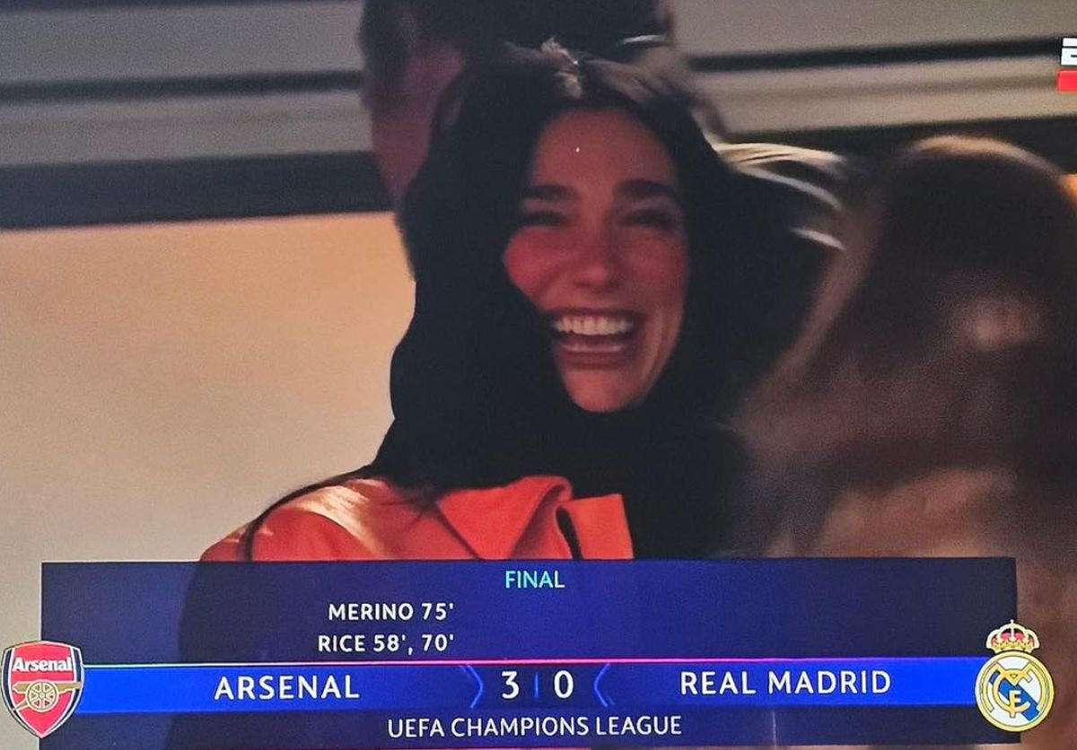 Ljepotica s Kosova očarala sve tokom prenosa utakmice Arsenal - Real Ljepotica s Kosova očarala sve tokom prenosa utakmice Arsenal - Real