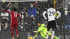 Glupost Kamare koštala Fulham: Liverpool uz dosta sreće do boda u Londonu