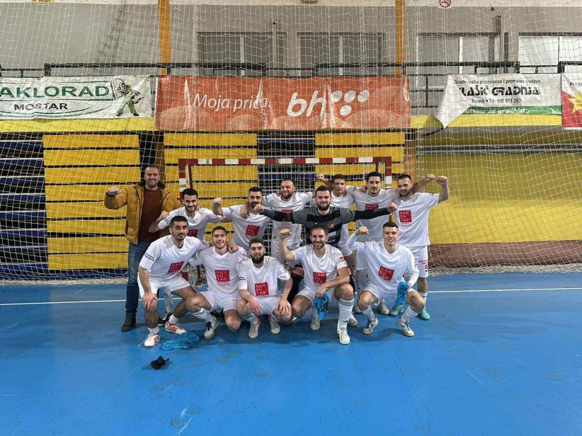 Iz FC Velež otkrili da je bilo psovanja države, ali i da ih je delegat prisilio da nastave utakmicu! Iz FC Velež otkrili da je bilo psovanja države, ali i da ih je delegat prisilio da nastave utakmicu!
