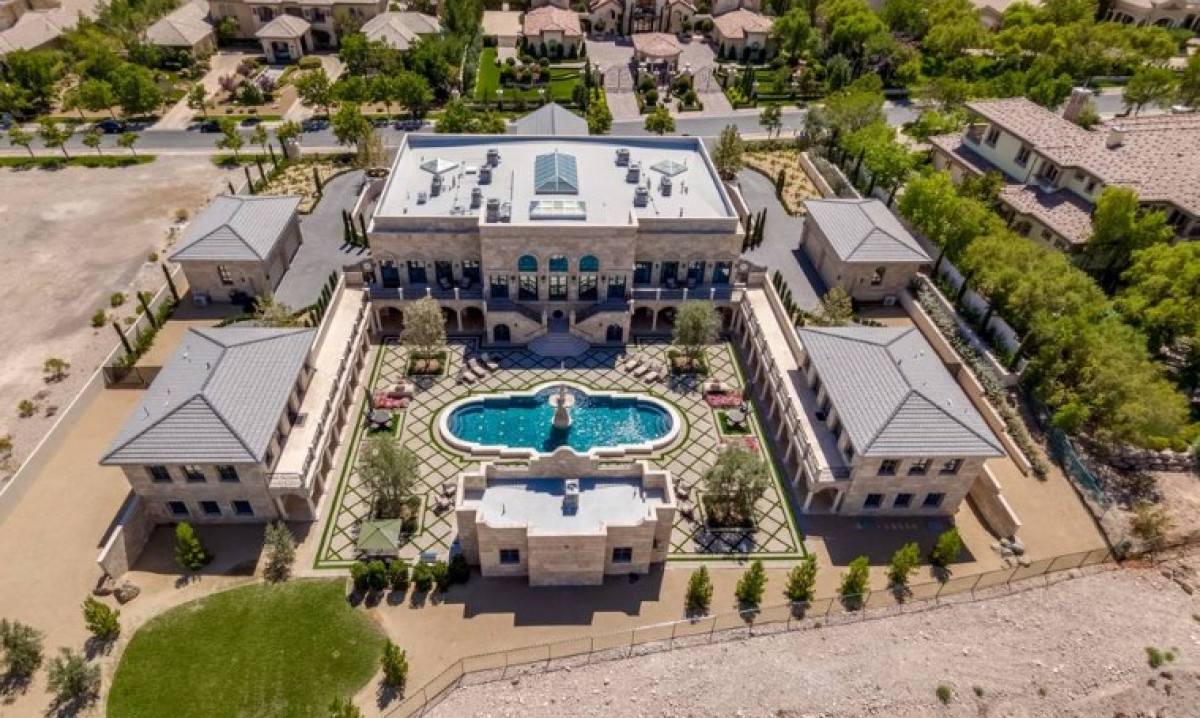 Zavirite u nestvarni dom Floyda Mayweathera: Ovako živi jedan od najbogatijih sportista svijeta