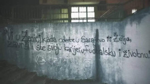 "Slučaj Sivac" i dalje glavna tema u Zenici: Sada je osvanuo i grafit  kao poruka Želji i Sarajevu