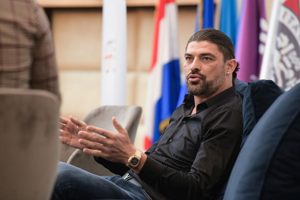 Sinoć Hajduk, danas Andy Bara - Poznati fudbalski agent nije slučajno omražen lik na Maksimiru Sinoć Hajduk, danas Andy Bara - Poznati fudbalski agent nije slučajno omražen lik na Maksimiru